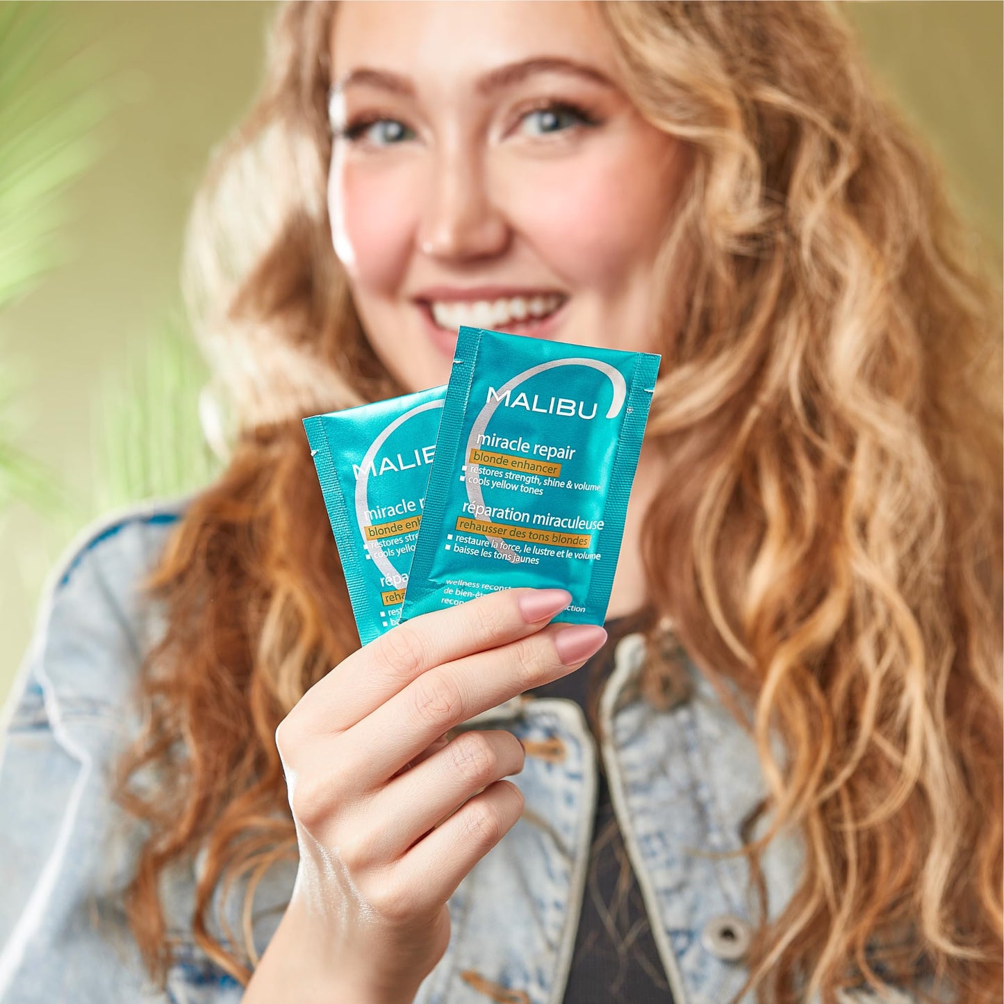 Malibu C Miracle Repair Hair Reconstructor Blonde Enhancer (1 Packet) | Nourishing Repair Treatment for Damaged, Discolored Blonde Hair