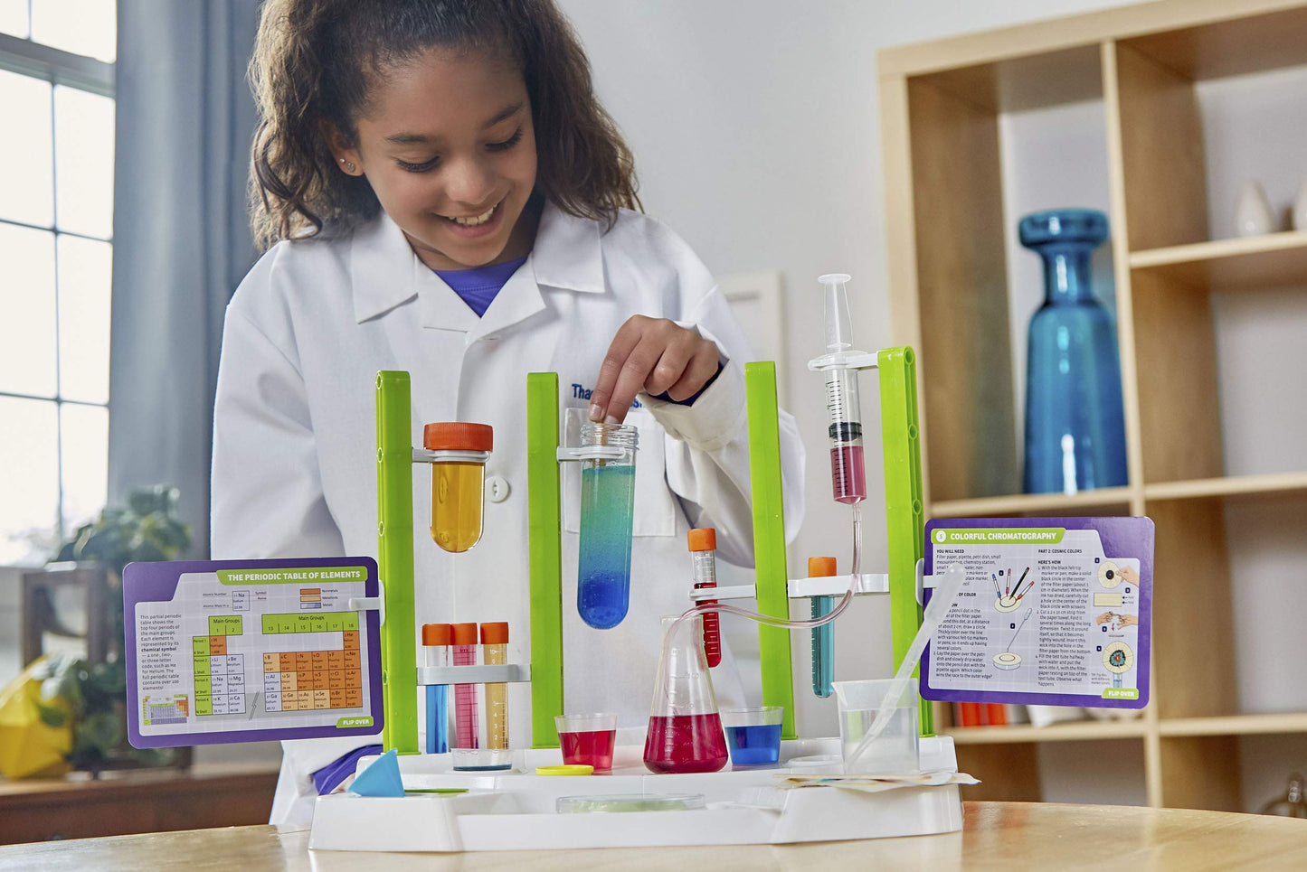 Thames & Kosmos Ooze Labs Chemistry Station Kit – 20 Fun Science Experiments with Safe Slime, Acids, Bases, Chromatography & More
