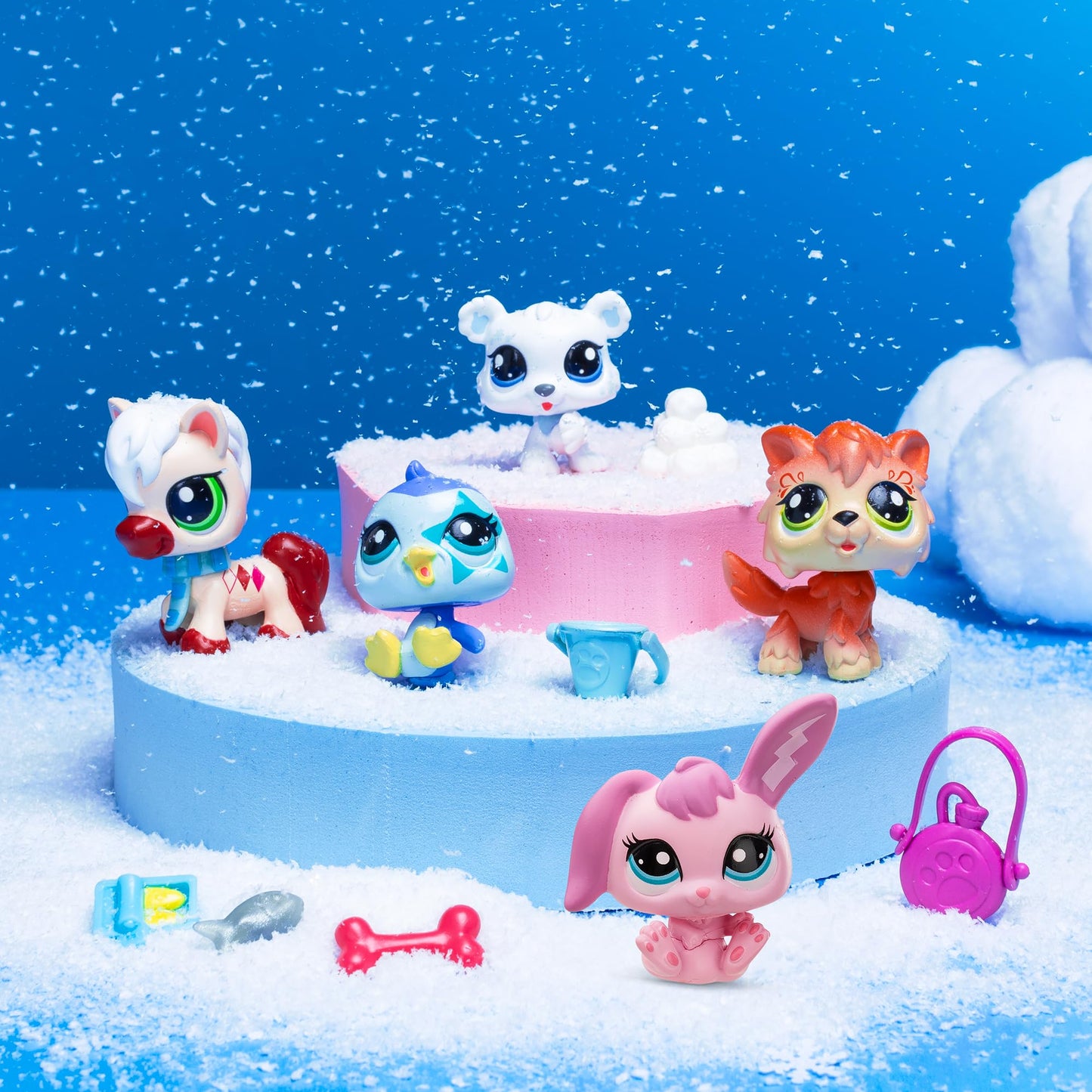 Littlest Pet Shop Winter Besties Collector Set – LPS Gen 7 Mystery Figures, Surprise Collectible Toy for Kids, Girls & Boys 4+