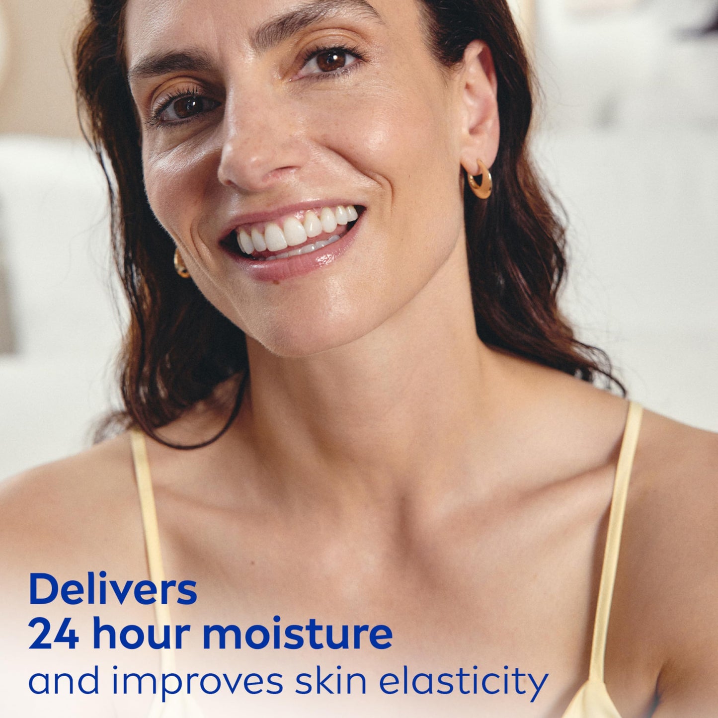 Nivea Skin Firming & Anti-Wrinkle Neck & Chest Cream with Q10, Creatine & Provitamin B5 – Reduces Fine Lines, 6.7 oz