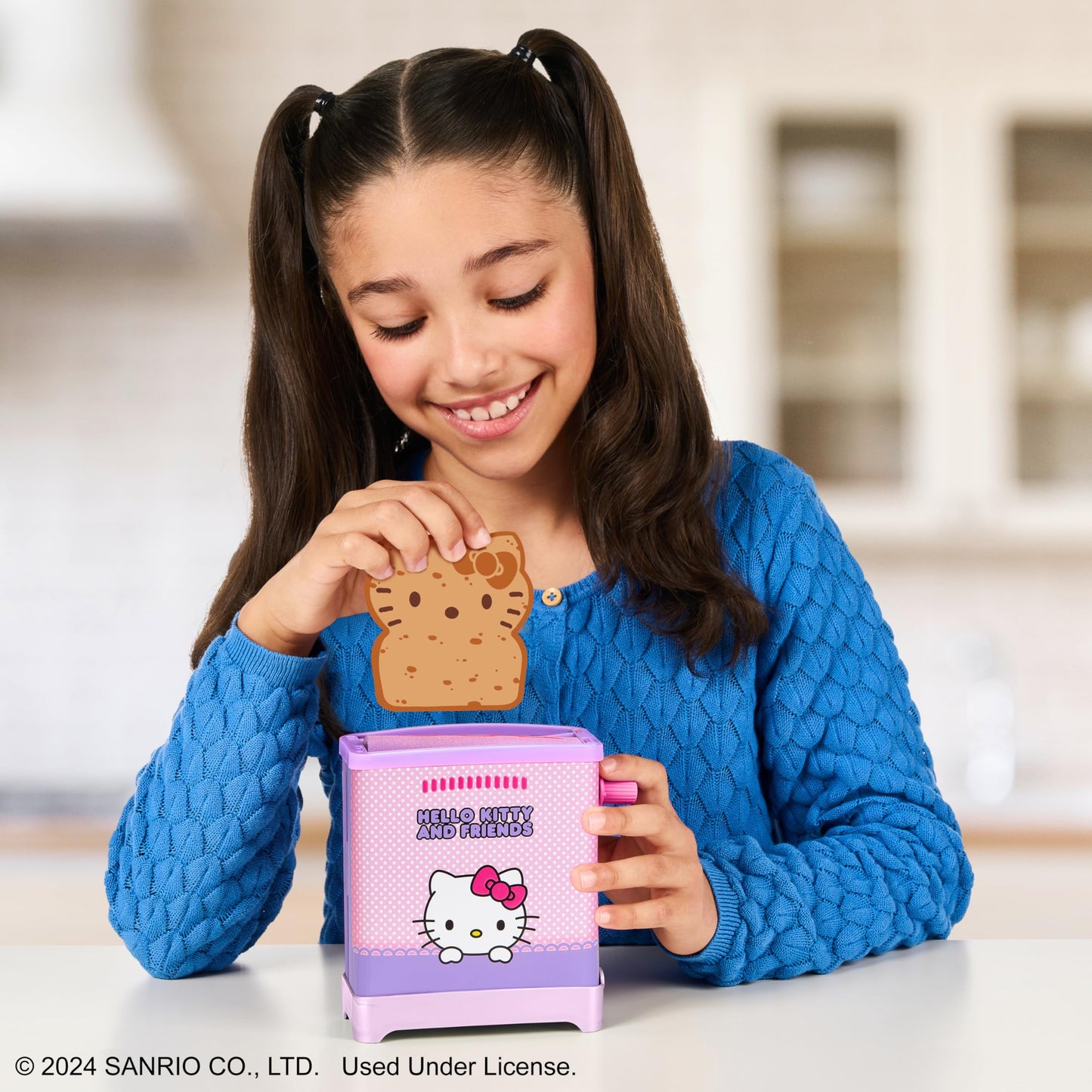 Cookeez Makery Hello Kitty and Friends Toasty Treatz Toaster | Squishy, Scented Plush Surprise | Pop-in-Bread, 6 Collectible Characters