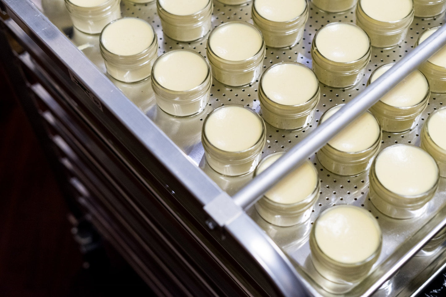 ace high Unscented Hair Clay, Strong Hold, Satin to Matte Finish, Adds Texture and Thickness, 4oz