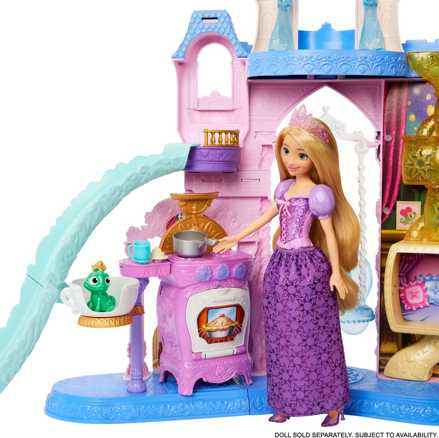 Mattel Disney Princess Pet Castle Playset with 7 Play Areas, 3 Animal Friends, Furniture & 17 Accessories, 2+ ft Tall Pet Palace, Inspired by Movies